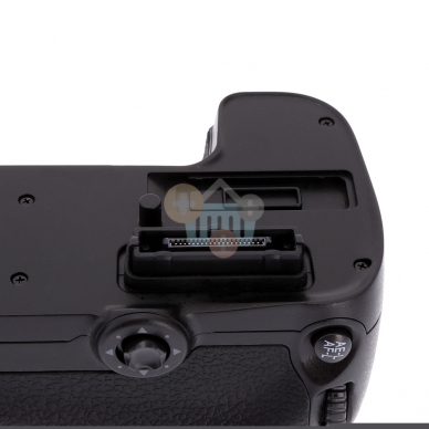 Baterijų laikiklis Nikon MB-D11 3