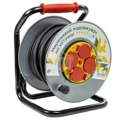 Ilgintuvas su rite 25m, 4 lizdai, 3x2.5mm2 Ilgintuvas su rite 25m, 4 lizdai, 3x2.5mm2