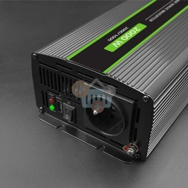 Įtampos keitiklis QOLTEC 51934 iš 12V į 220V 1000W/2000W + USB, grynas sinusas 1 Įtampos keitiklis QOLTEC 51934 iš 12V į 220V 1000W/2000W + USB, grynas sinusas 1