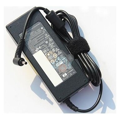 Nešiojamo kompiuterio įkroviklis DELL 90W 19.5V (PA-1900-32D ) Nešiojamo kompiuterio įkroviklis DELL 90W 19.5V (PA-1900-32D )