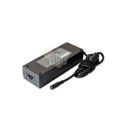 Universalus kompiuterių įkroviklis 120W 220V  +++ TOP Galia